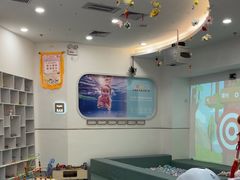 -龙格亲子游泳·水育早教运动中心(绿宝中心)