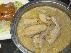 -老六杀猪菜(进乡街店)