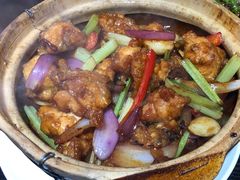啫啫滑鸡煲-绿柠食堂(北外滩店)