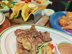 -Famous肥猫墨西哥音乐餐吧(五棵松华熙LIVE店)