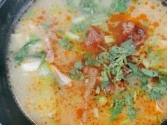 -志权牛肉面(灵山路店)