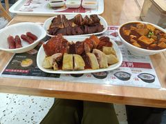 -正東记港味烧腊餐室(天鹅湖银泰城店)