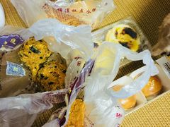 -鲍师傅糕点(江苏路店)