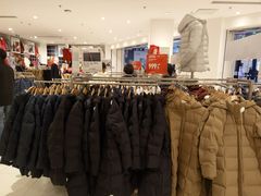 -优衣库(石家庄裕华万达广场店)