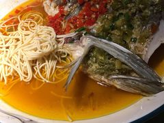 章吴记双味鱼头-章吴记喜瑞餐厅(东东城店)