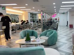 -米娜护肤造型