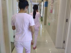 -艾齿口腔医院