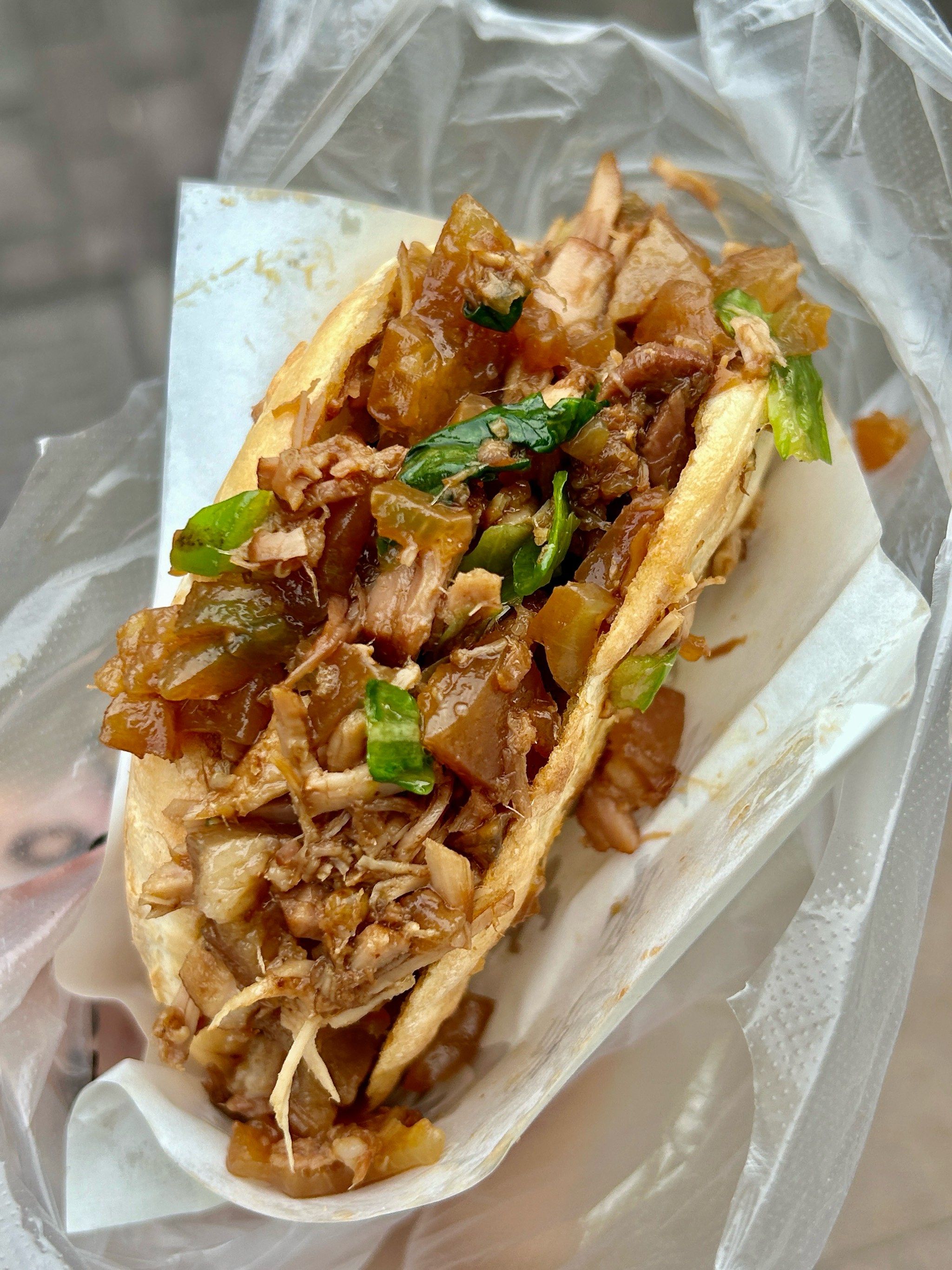 武林商圈有肉夹馍了‼️我的建议是排队不太值得