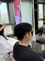 -藤野造型烫发染发