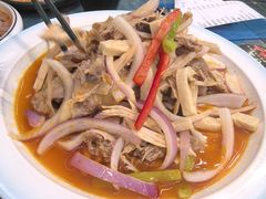 -乡村馕坑肉·烧烤·新疆菜·本地人更爱吃(阿勒泰首店)