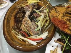 -乡土特色.冷锅鱼.牦牛肉汤锅