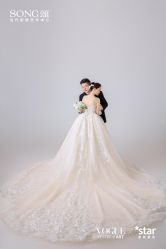 -唯一旅拍·颂当代影像艺术中心(上城店)