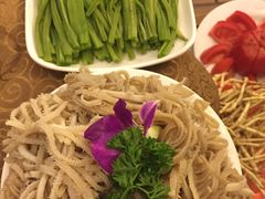 -山城年华老火锅(玉林店)