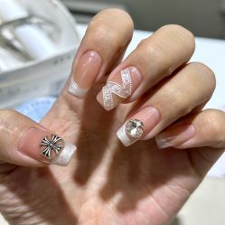 -晨·艺美甲美睫