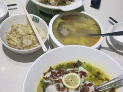 -绿草地·湘菜(7mall店)