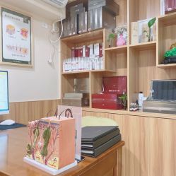 -丝客富脱发养发头皮馆