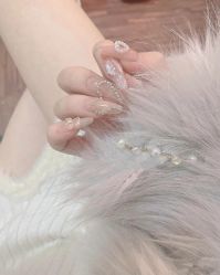 -IDO美甲美睫