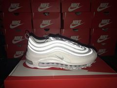 -NIKE品牌体验店(南京东路店)