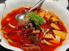 -虹潮荟·餐桌上的美食地理(太阳宫店)