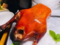 酥香嫩烤鸭-四季民福烤鸭店(外滩外白渡桥店)