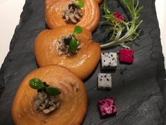 鹅肝酱葱油饼-民国红公馆·秦淮八艳(夫子庙店)