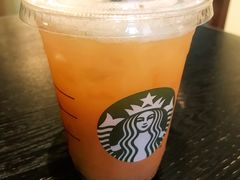 冰摇桃桃绿茶-星巴克臻选(思南公馆店)
