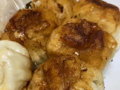 -黄阿姨锅贴大王(万航渡路店)