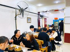 大堂-梁师傅砂锅(哈达西街店)
