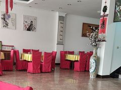 -华龙特色大骨鸡农家菜馆