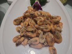 油爆河虾-老人和饭店(淮海中路店)