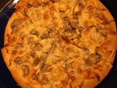 鸡肉蘑菇披萨-山色西餐·柴火烤披萨