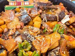 -老钟家烤羊排·敦伊阁清真餐厅胡羊焖饼