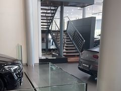 -奔驰利星行(北京花乡店)