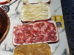 -欧提汗·新疆餐厅·清真(银都路店)