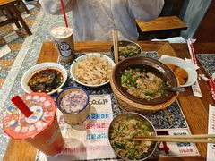 -湘下佬·老长沙吃货铺(酃湖万达店)