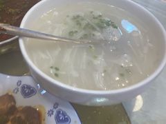 鲫鱼萝卜汤-蒲氏烤鸭(百寿路店)