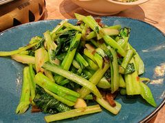 -耶里夏丽·丝路新疆菜·清真食品(徐汇南丹东路臻选店)