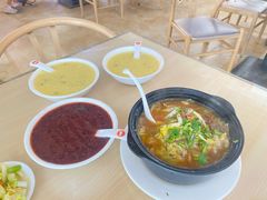 -闫家驴肉老店(华电一校店)