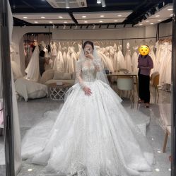 -不晚国际婚纱礼服