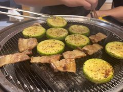 -围炉肉舍丹东海鲜烤肉·烤活鳗(步行街店)