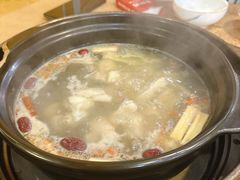 -濠轩阁特色生蚝火锅(水湾路店)