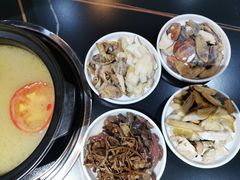 -野菌皇海景野生菌火锅(滨海大道店)