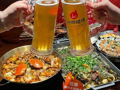 -何师烧烤Pro ·江湖川菜·小龙虾·精酿啤酒(太古里旗舰店)