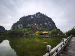 -星湖旅游景区七星岩