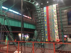 -极限PLAY运动娱乐新世界·团建派对潮玩休闲馆·室内蹦极高空游乐园