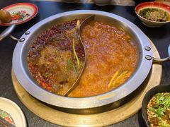 -沸炉重庆老火锅(军事博物馆店)