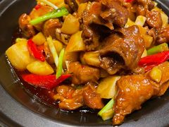 -云海肴·汽锅鸡·云南菜(天山百盛优客店)