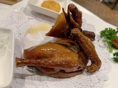 吊烧妙龄乳鸽-悦雅居·老广州老味道(长湖店)