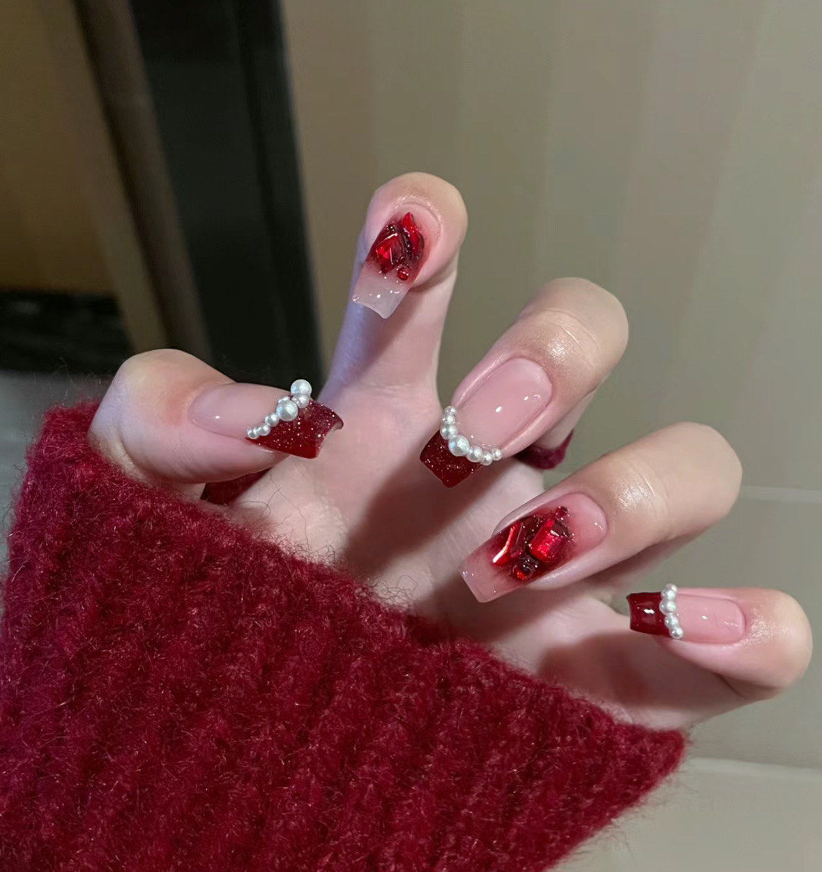 圣诞红色系美甲