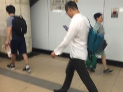-上海体育馆(地铁站)